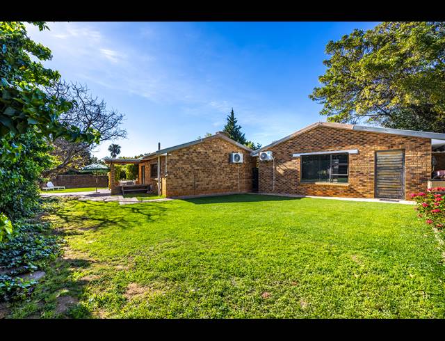 3 BEDROOM HOUSE FOR SALE IN AURORA